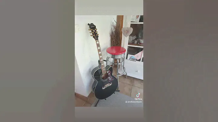 Die Epiphone Jumbo J-200 EC - toller, lauter Klang - Wahnsinnig tolles Sustain. Eine echte Jumbo!