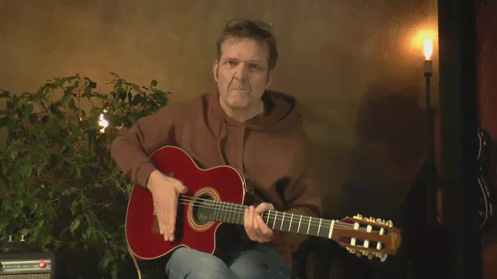 Gibson Chet Atkins CE  guitar from 2001 presented by Vintage Guitar Oldenburg and Martin Flindt