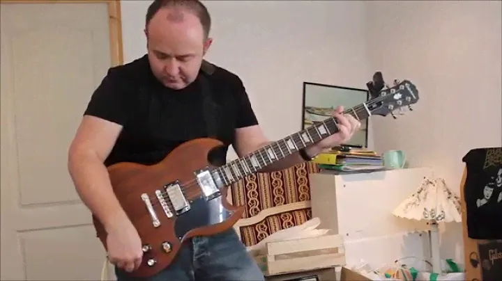 Epiphone SG G400 worn brown