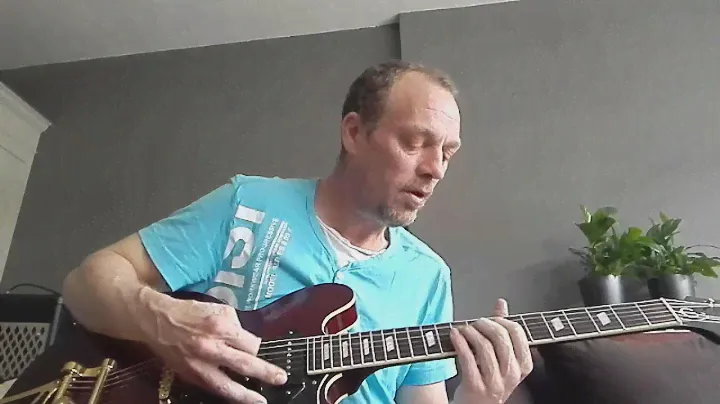 Epiphone Riviera Custom P93