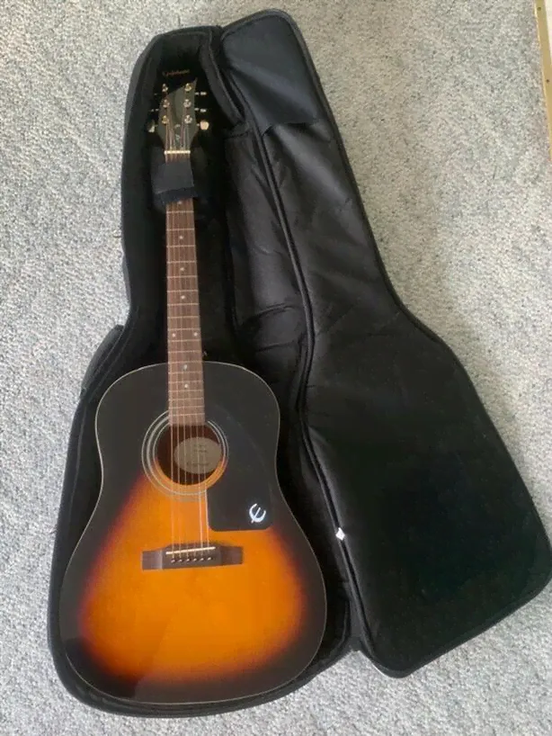 $200 · Epiphone AJ-100 VS with case-0