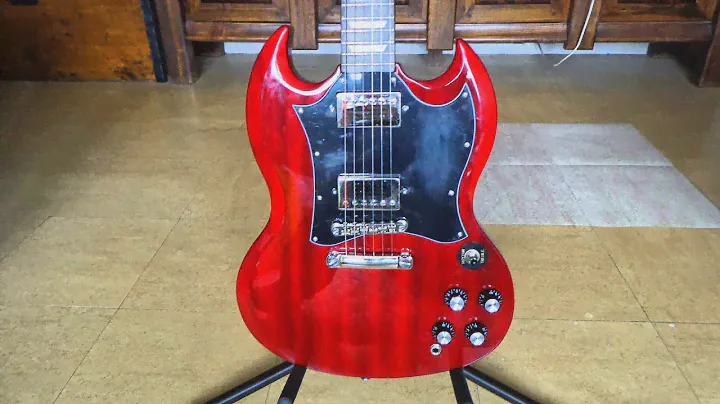 photo Epiphone "1966" G-400 Pro Cherry